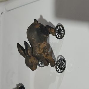 Primitive Rolling Rabbit